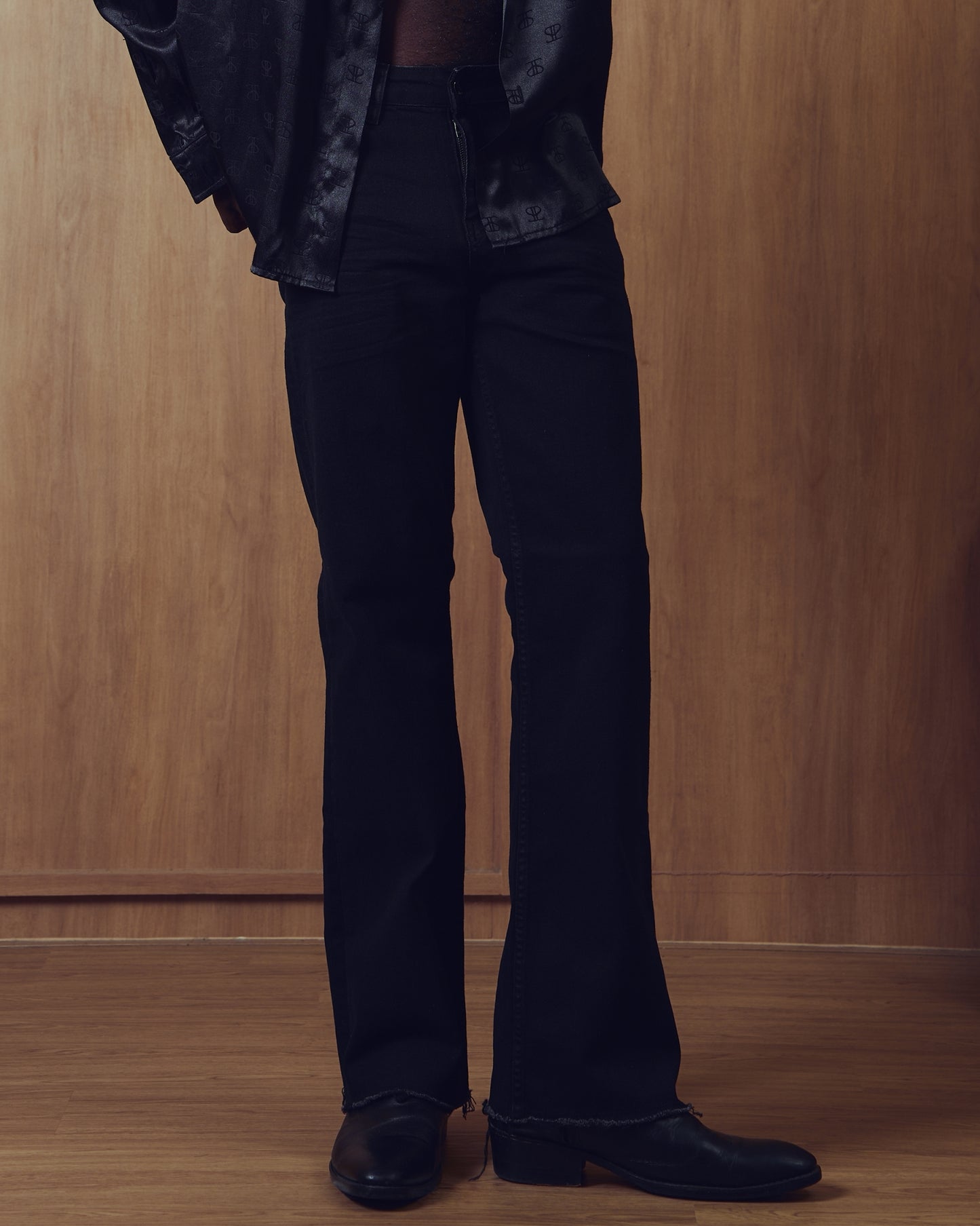 RAM HEM FLARE DENIM