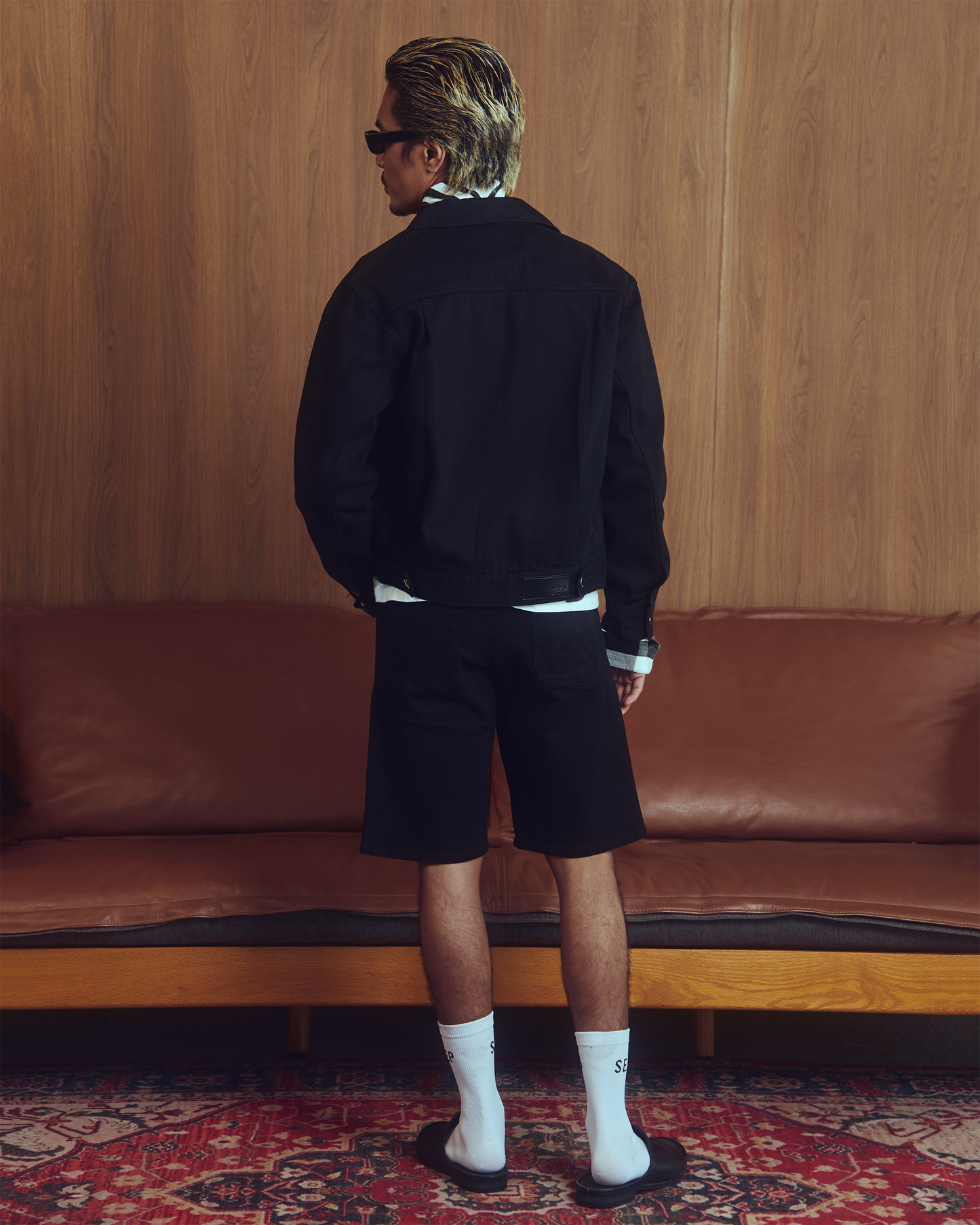 DOUBLE KNEE LASER BK SHORT